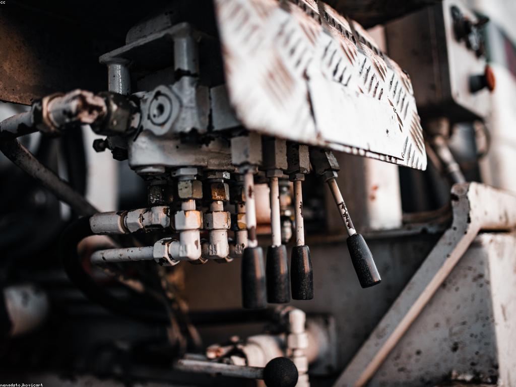 ការបូមស្វ័យប្រវត្តិ: ការប្រើប្រាស់ស្វ័យប្រវត្តិក្នុងទីផ្សារ