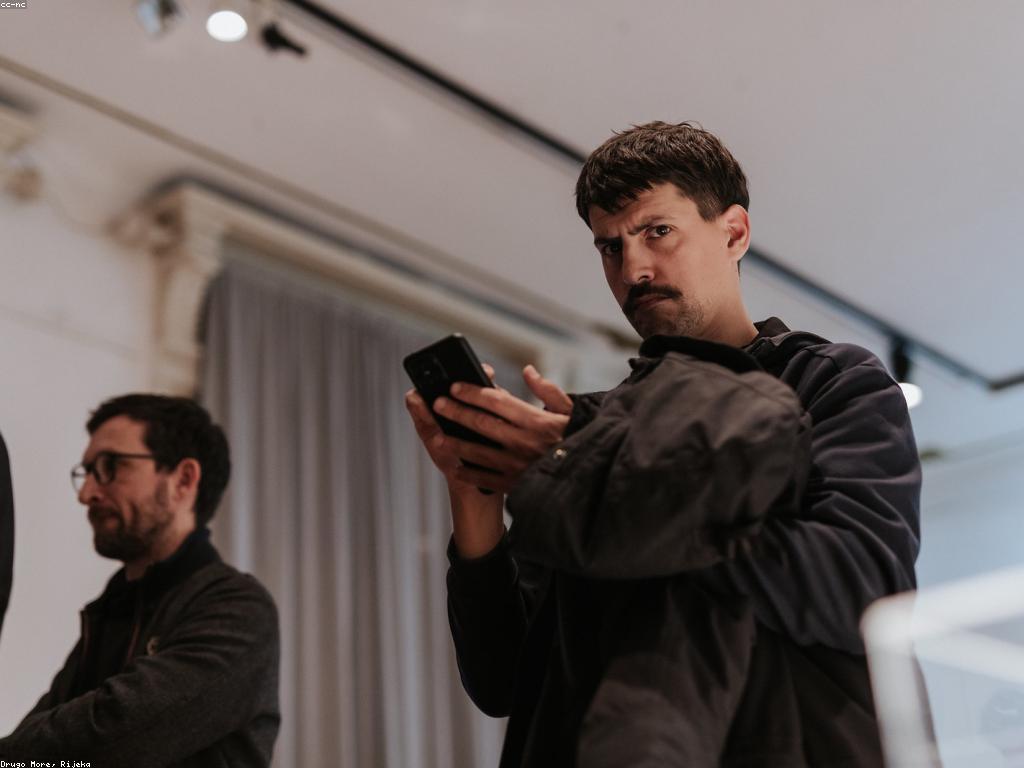 អត្ថប្រយោជន៍នៃការបុំស្វ័យប្រវត្តិ